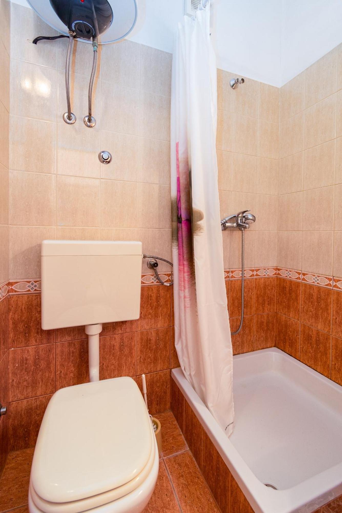 Apartments And Rooms With Parking Space Skrbcici, Krk - 21231 Стая снимка